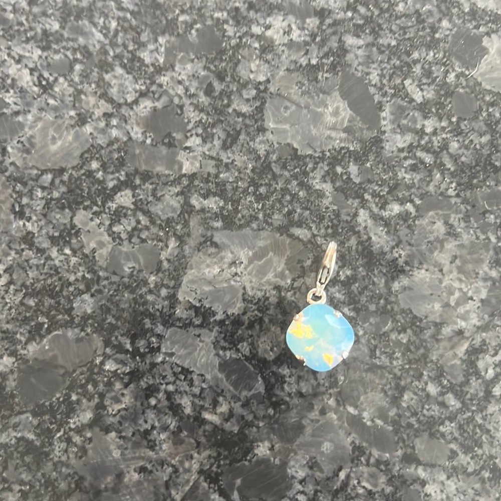 Vintage Sabika Pendant